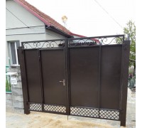 Porta din  fier forjat cu poarta mica inclusa K3