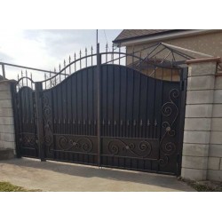 Фото Кованые распашные ворота с калиткой K6 - Кишинев, Молдова