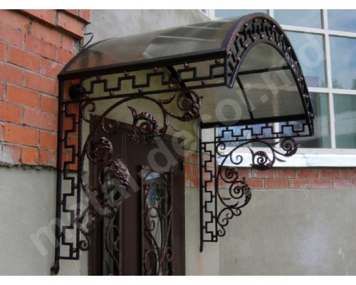 Фото Кованый козырек над входом K33 - Кишинев, Молдова