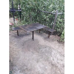 Foto Masa si scaun din metal la cimitir K5 - Chisinau, Moldova