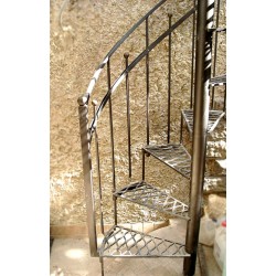 Scari interioare din metal K34