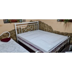 Pat din metal alb  К61