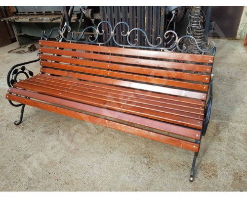 Скамейка садовая с подлокотниками и элементами ковки К37