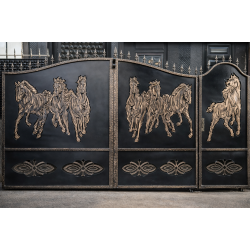 Poarta metalică decorativă cu cai K105