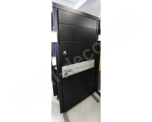 Современная входная дверь K15