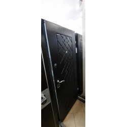 Современная входная дверь K17