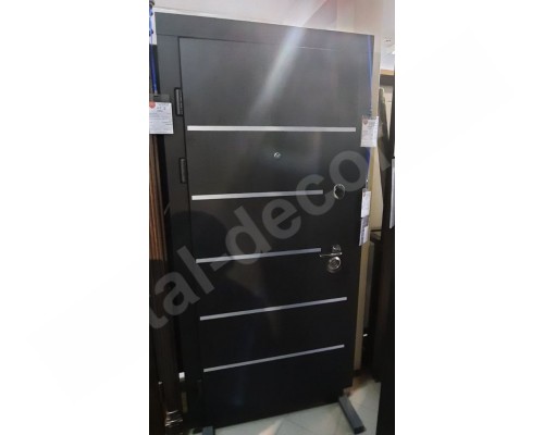 Usa de intrare moderna pentru apartament K20