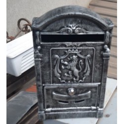 Cutie postala din fer K7