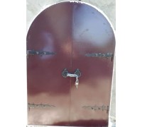 Usa din metal  pentru beci K25