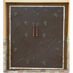 Usa din metal pentru beci K26