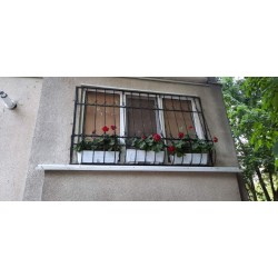Gratii pentru geam eleganta cu suport pentru flori K34