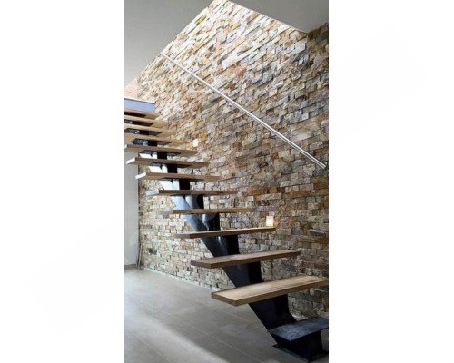 Scara moderna la etajul al doilea K39