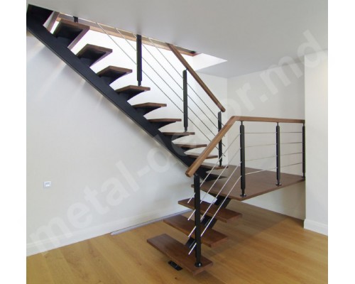 Scara metalica cu platforma K42