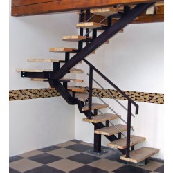 Лестницы в частном доме на второй этаж К46