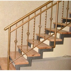 Лестницы в частном доме на второй этаж К49