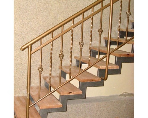 Лестницы в частном доме на второй этаж К49