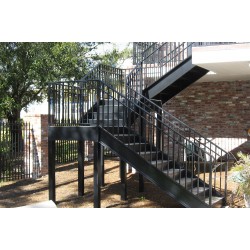 Scara de exterior din metal K52