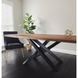 Стол в стиле хай-тек 