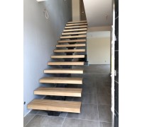 Scara moderna la etajul al doilea K58