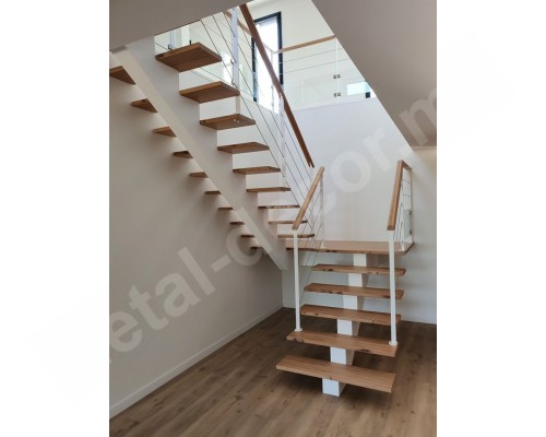 Современная лестница 